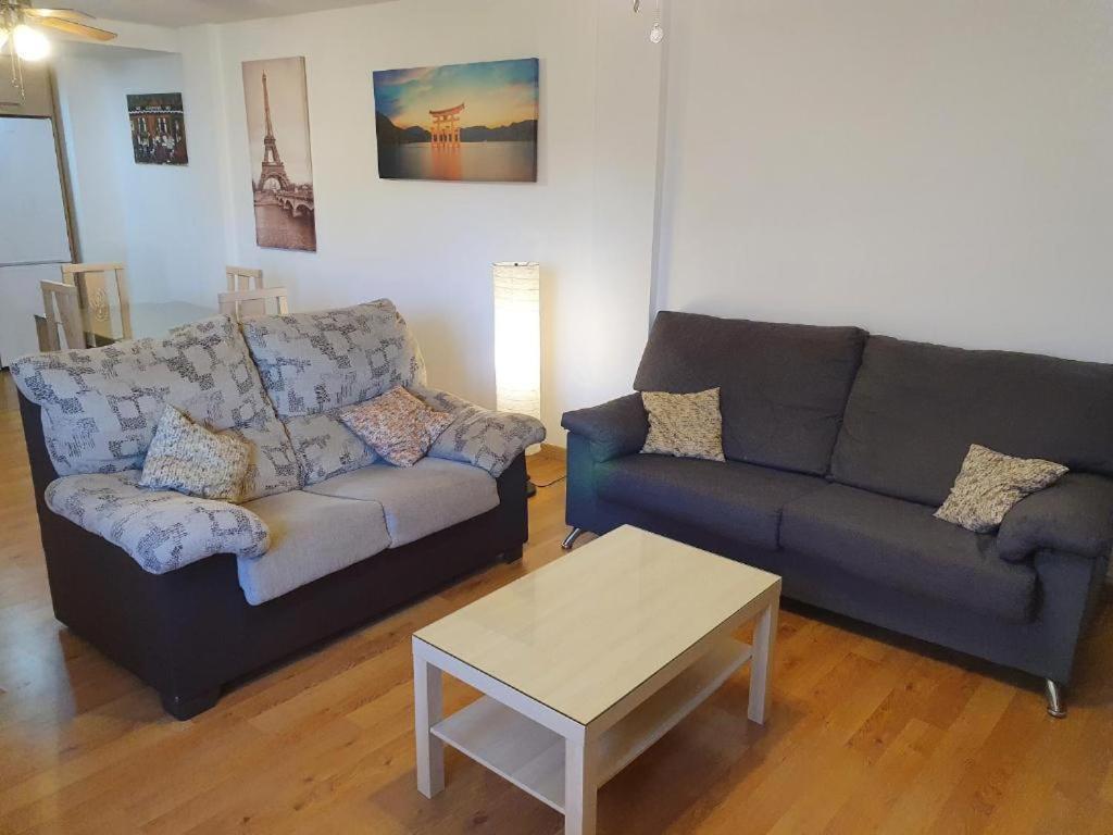 3F, Aire Acondic, 80M2, 2 Dormitorios, 4 Huespedes, Wifi Gratis La Línea de la Concepción Eksteriør bilde